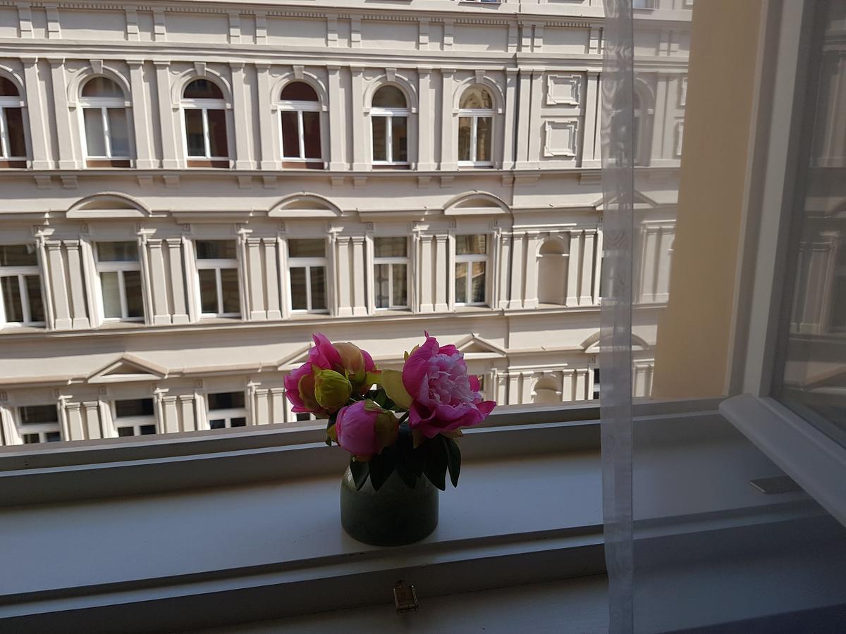 Apartments With The Lions Prague Luaran gambar
